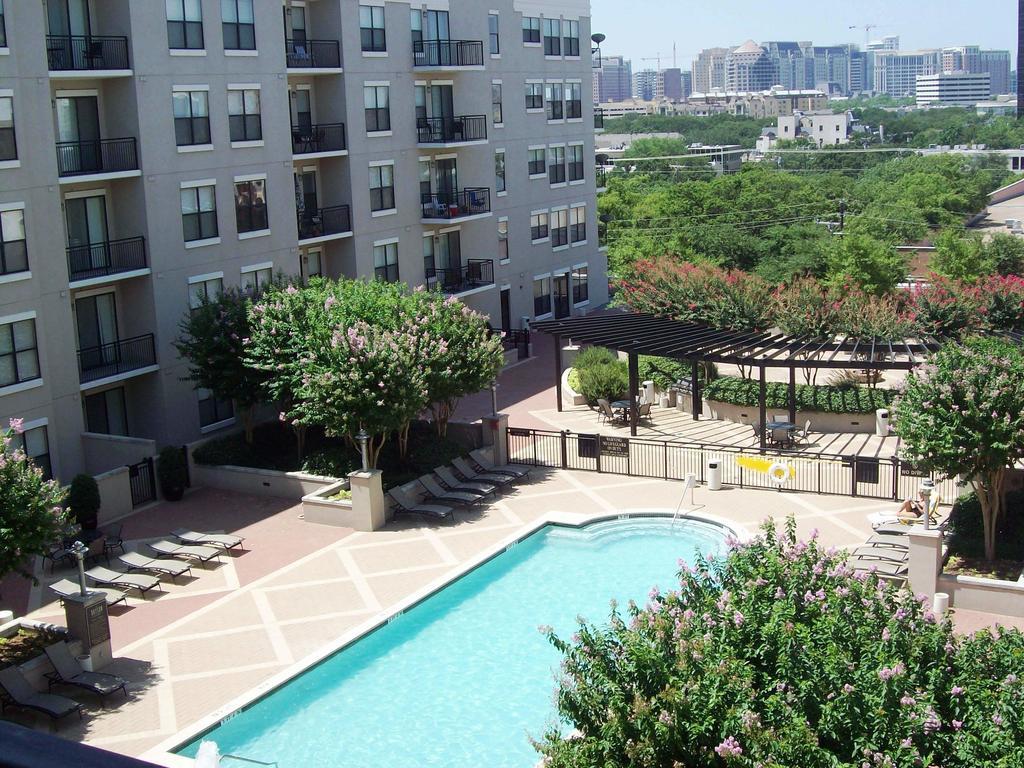 Oakwood Dallas Uptown Apartment Room photo