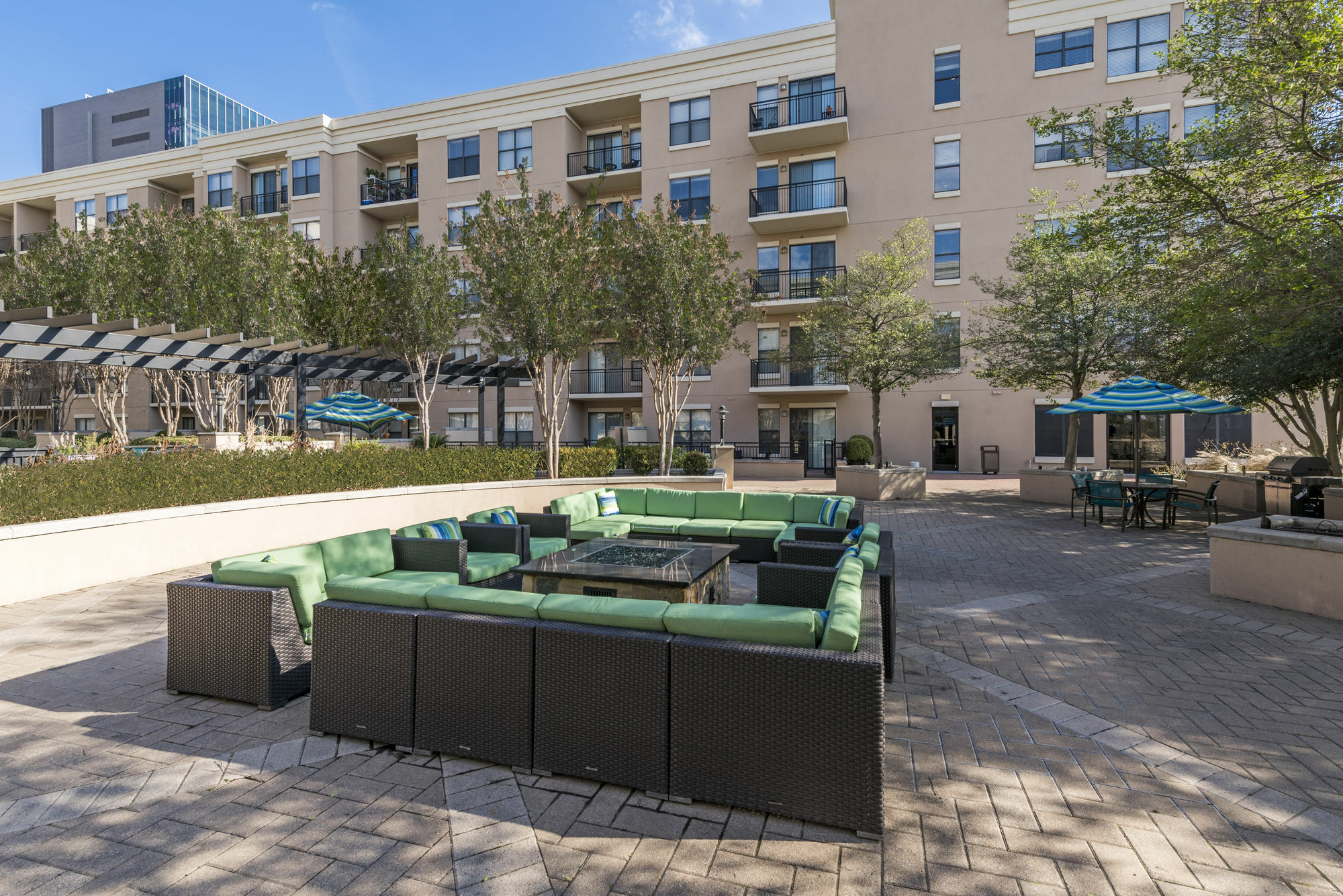 Oakwood Dallas Uptown Apartment Exterior photo